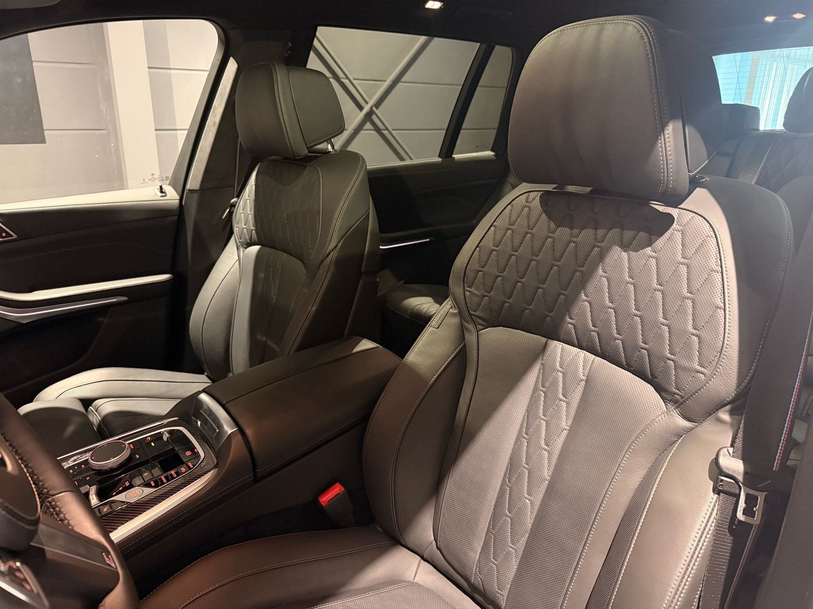 BMW X7 xDrive40d M Sport Pro "22" *FULL OPTION*