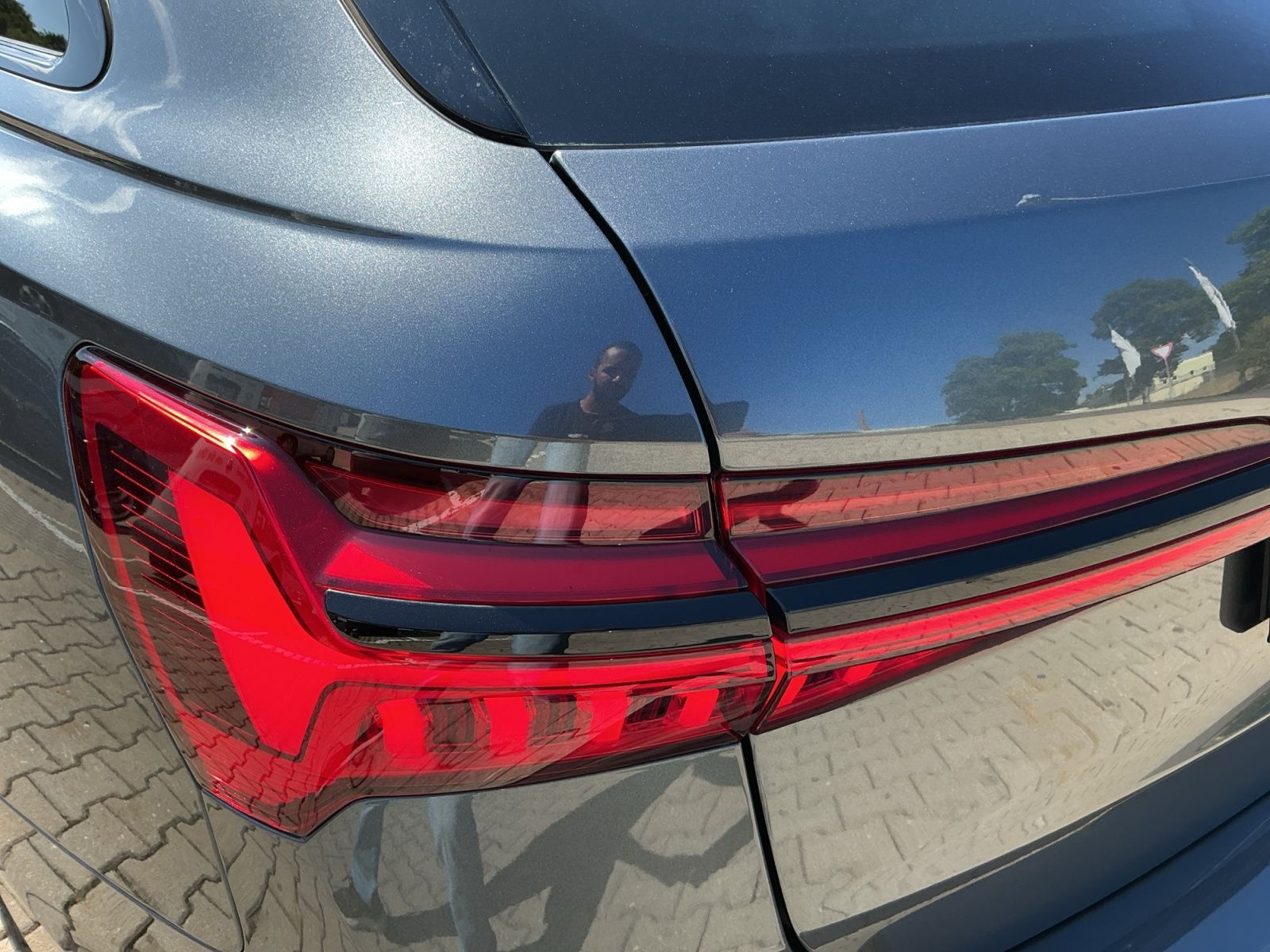 Audi A6 Avant 55 TFSI e QU S-LINE MATRIX+HuD+ACC+AHK