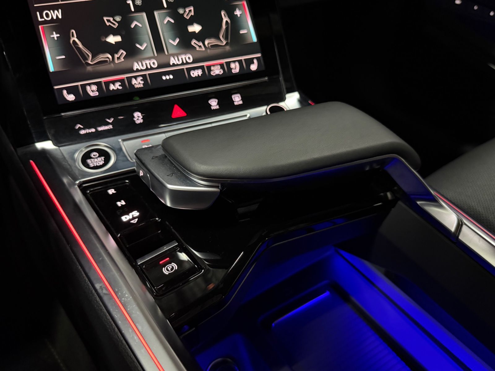 Audi E-tron 55 Quattro S-Line*PANO*AHK*HuD*NIGHT*B&O*