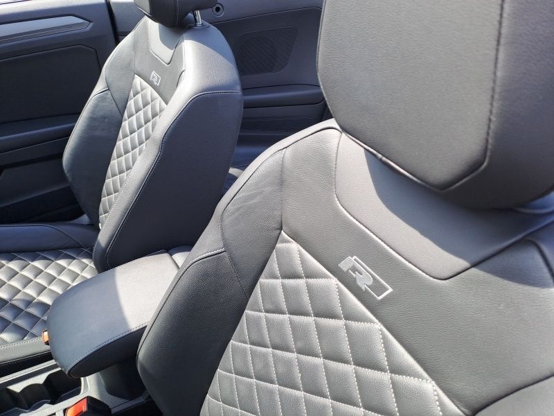 Volkswagen T-Roc 1.5 TSI DSG R-Line - Samsaru's Car Outlet
