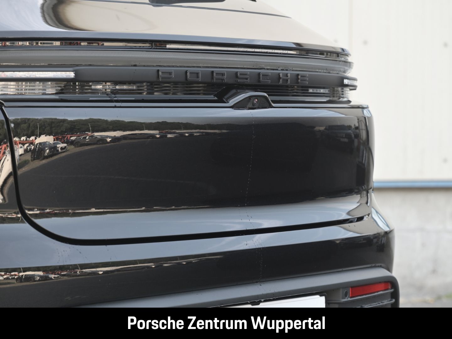 Porsche Macan 4 BOSE Luftfederung Panoramadach InnoDrive