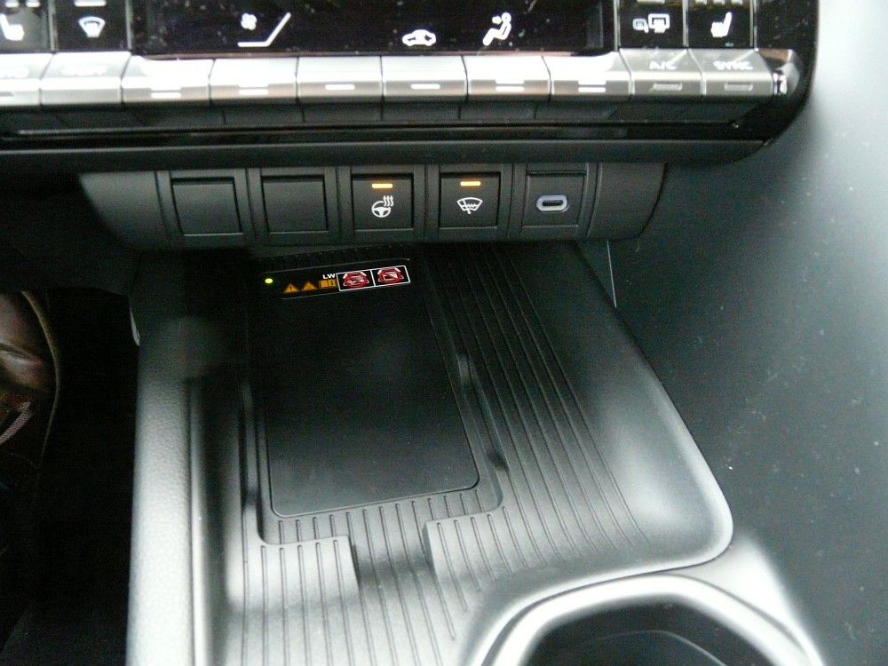 Toyota C-HR Team D  2,0 Hybrid