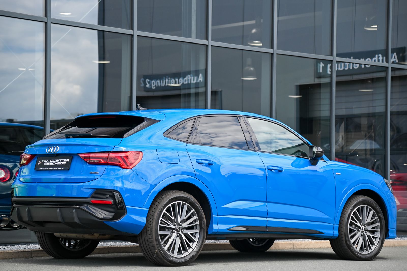 Audi Q3 Sportback 40 TFSI quattro S line - Samsaru's Car Outlet