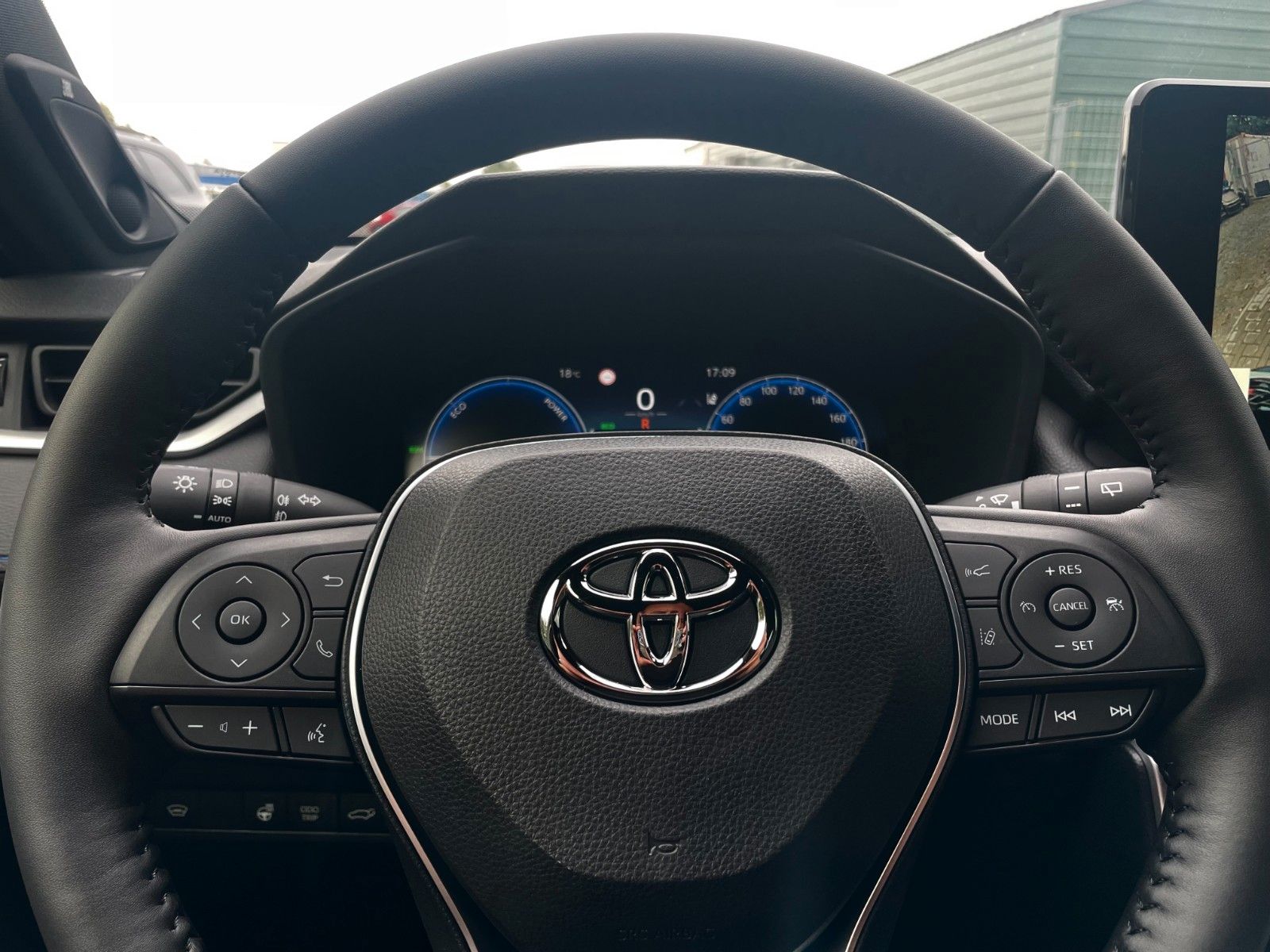 Toyota RAV 4 2.5 Style 4X4 FACELIFT LED NAVI JBL KAMERA