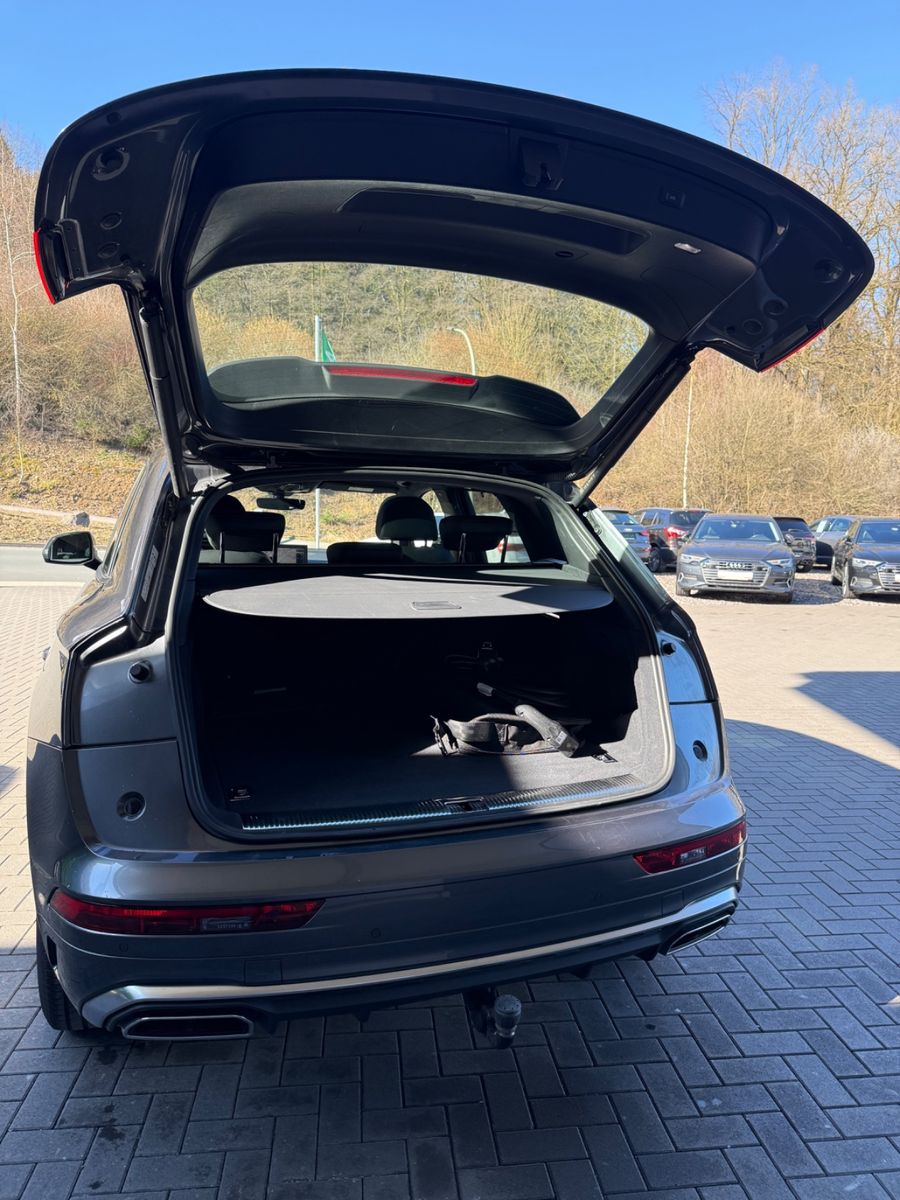 Audi Q5 50 TFSI e quattro S line *ACC *APP *AHK *Kame