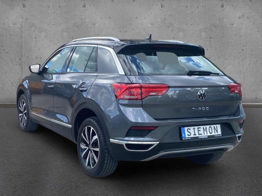 Volkswagen T-Roc 1.0 TSI Style - Samsaru's Car Outlet
