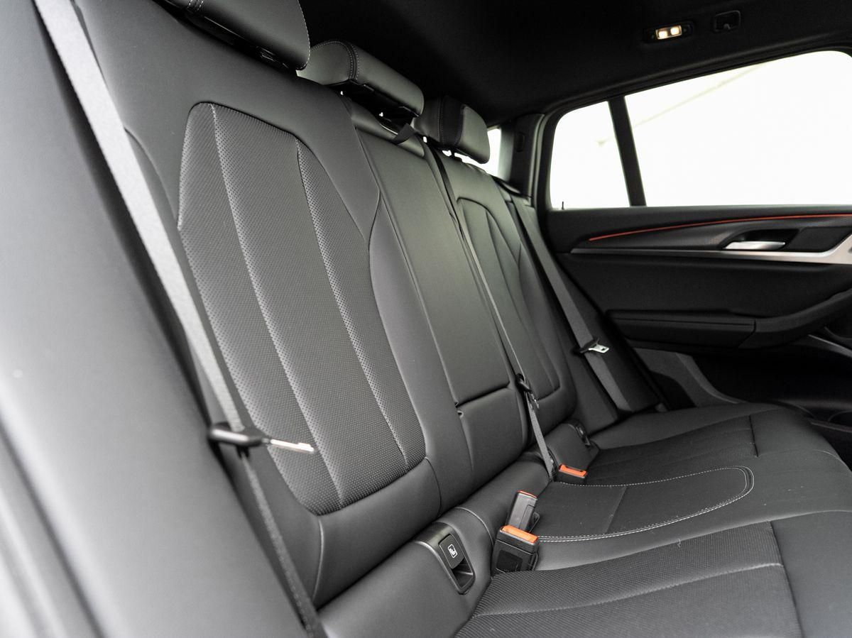 BMW X4 xDrive30d M-Sport AHK PANO ACC HuD Laser KoZg