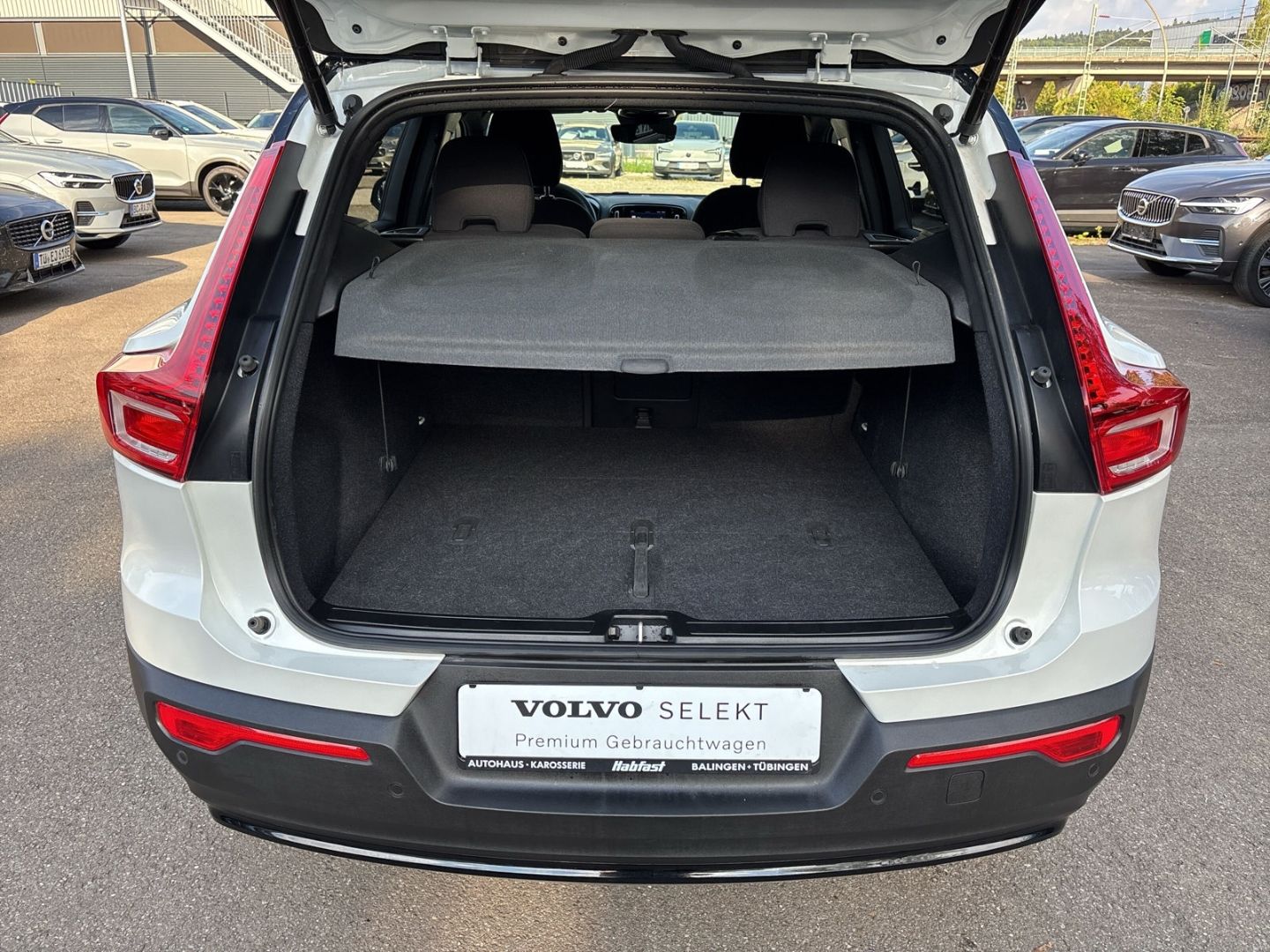 Volvo XC40 Recharge Ultimate Pure Electric 2WD P8