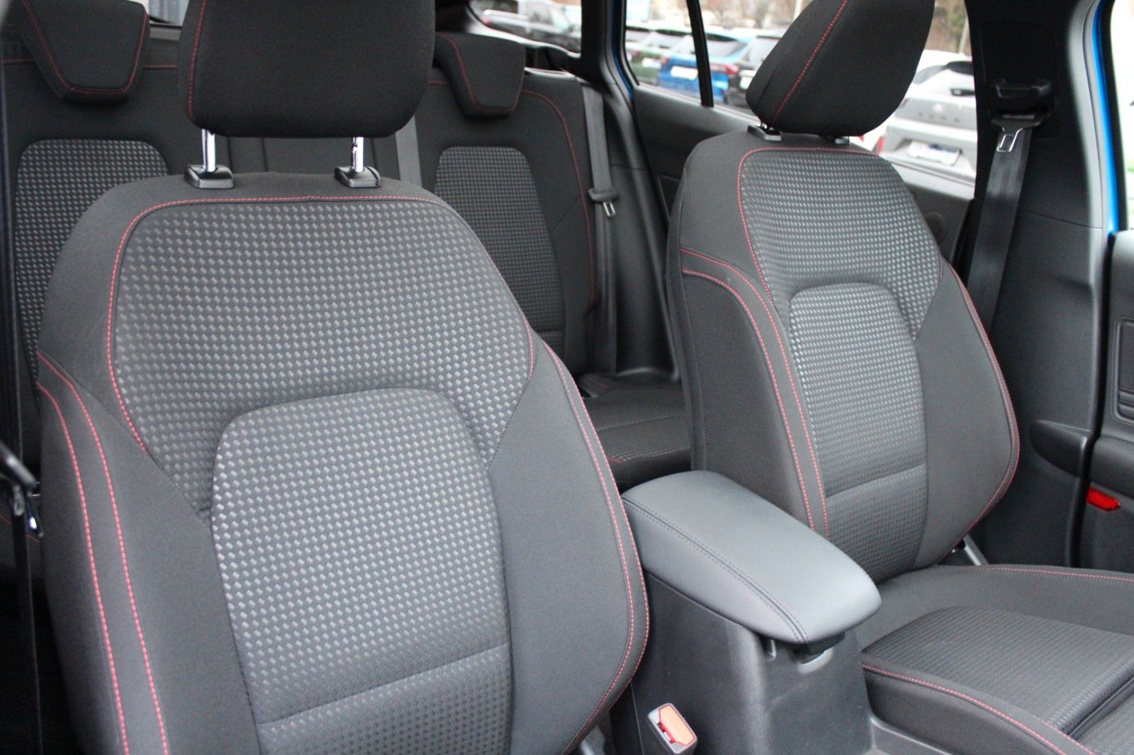 Ford Focus ST-Line X Turnier 1,5EcoBlue*PANO*AHK*AUT