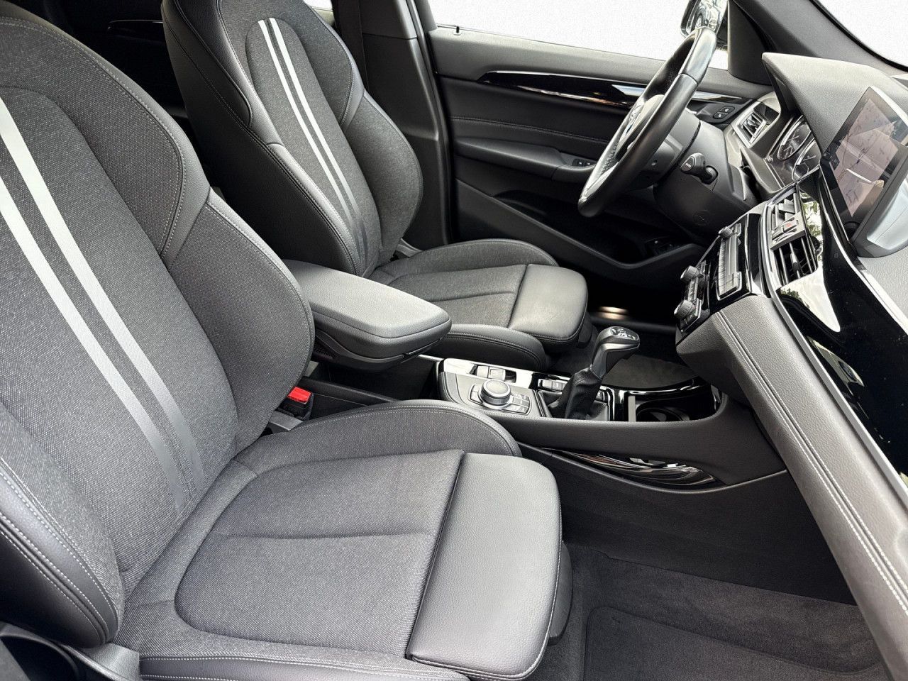 BMW X1 xDrive25e M Sport - Samsaru's Car Outlet