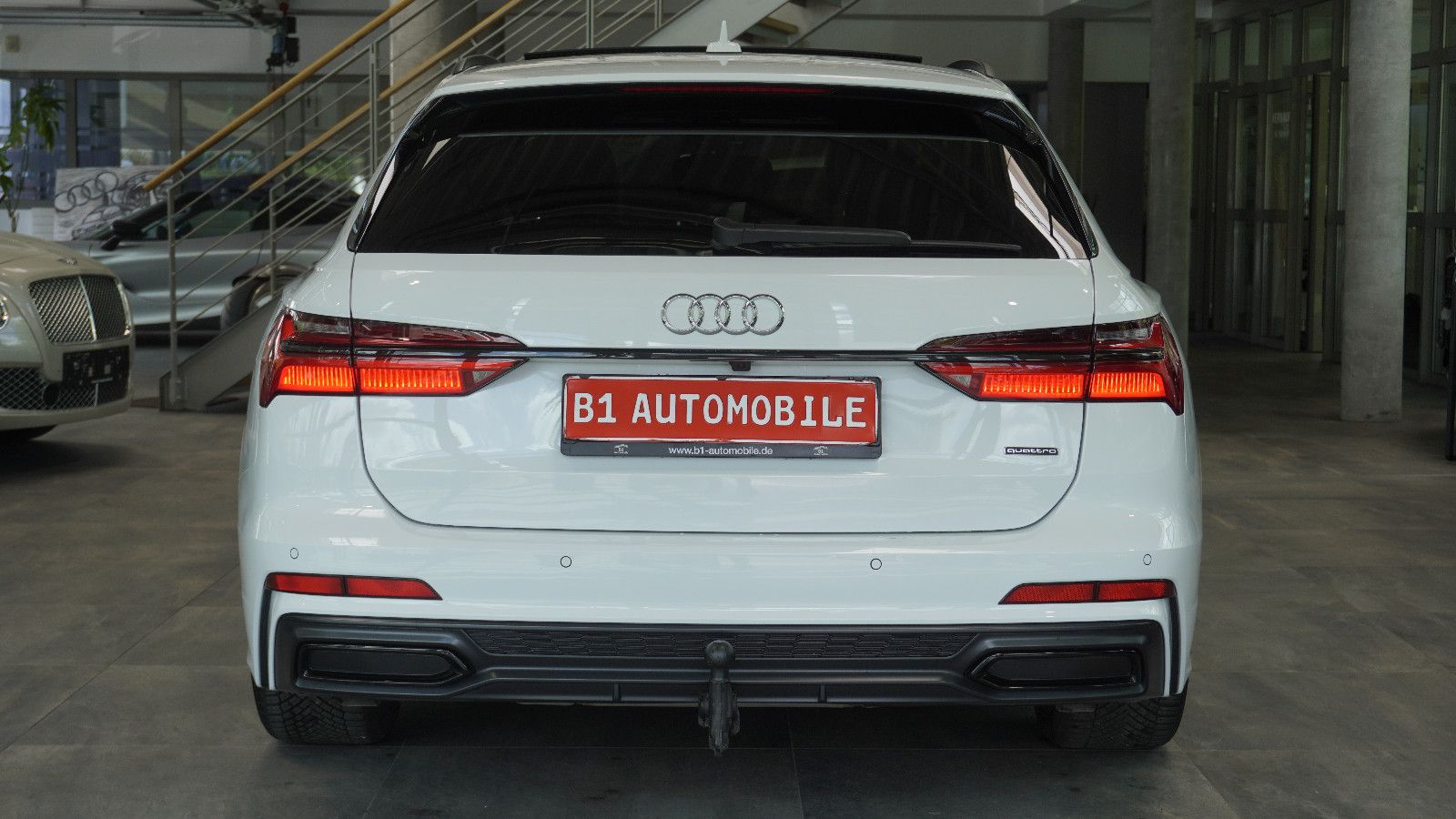 Audi A6 Avant 55 TFSI sport S-Line - Samsaru's Car Outlet