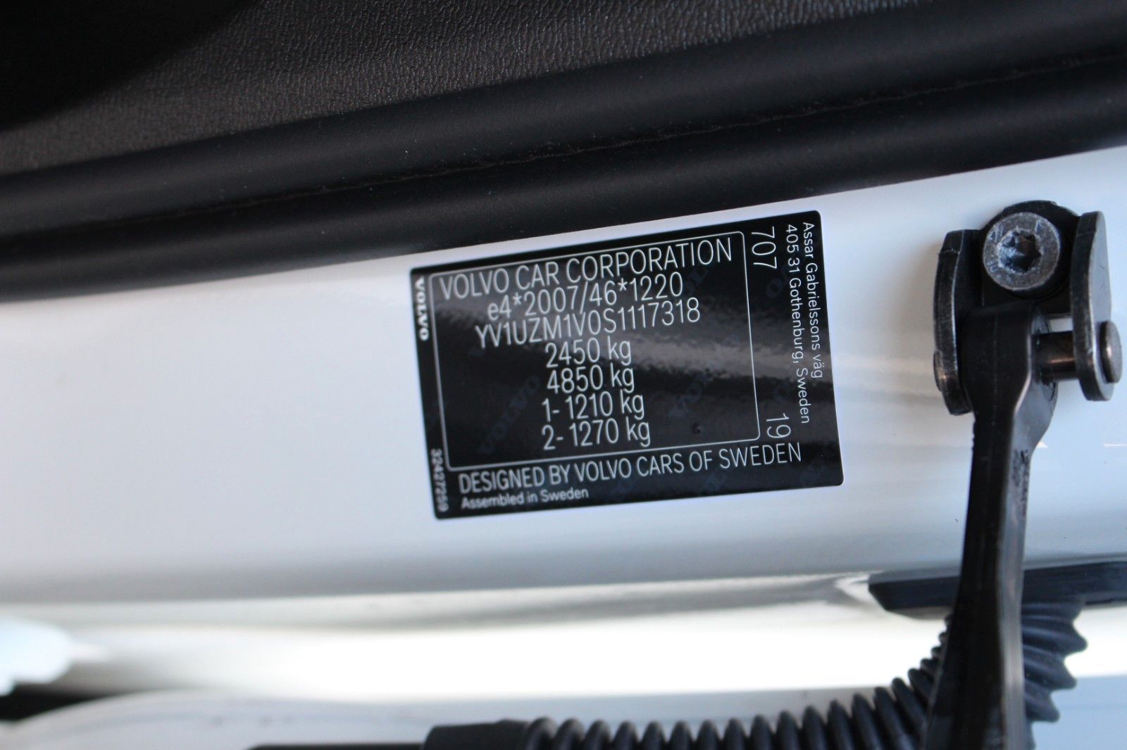 Volvo XC60 B5 Benzin Ultra Dark Massagesitze