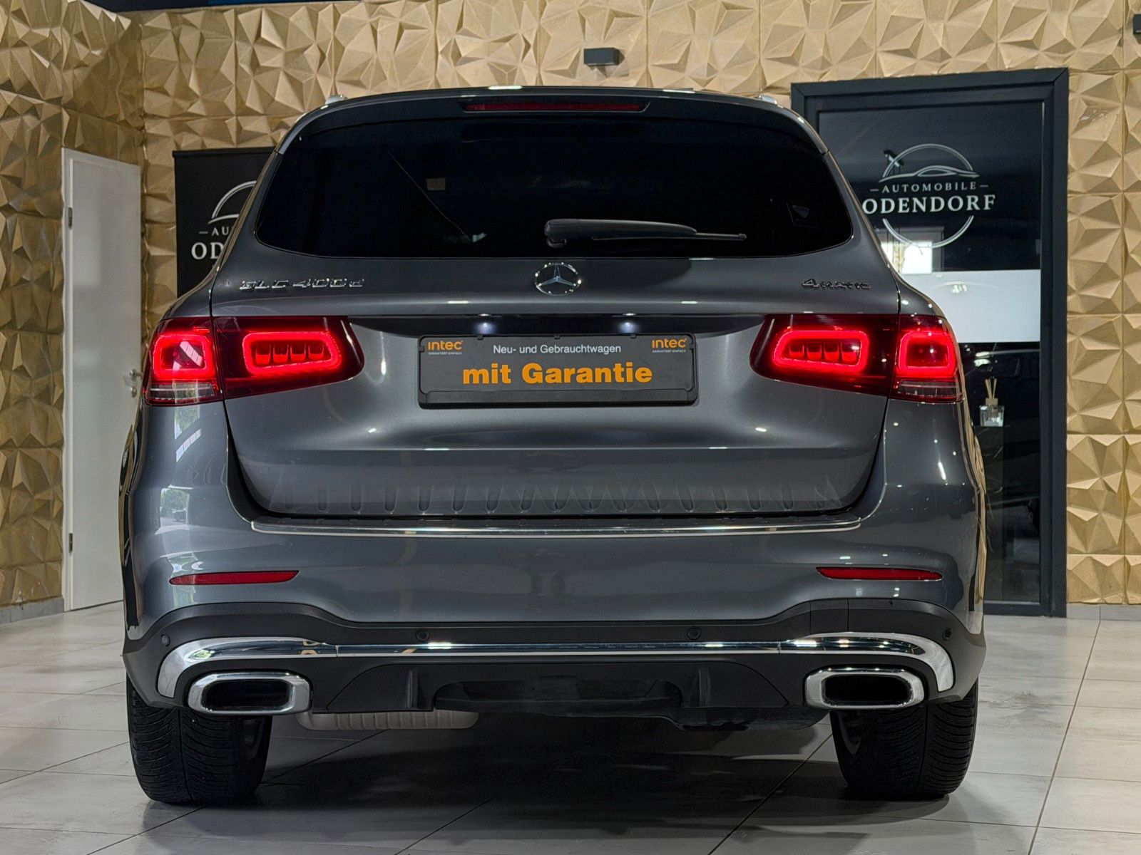 Mercedes-Benz GLC 400d 4Matic *AMG*Panorama*MBUX*Memory