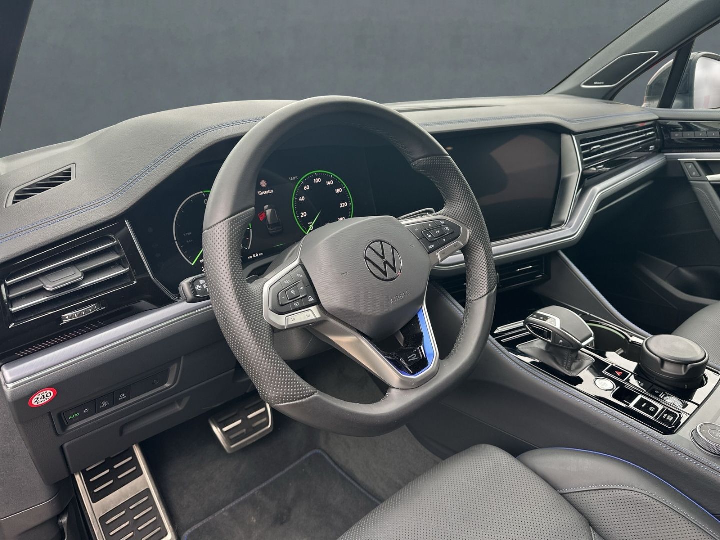 Volkswagen Touareg 3.0 V6 TSI eHybrid R 4Motion HUD Luftfed