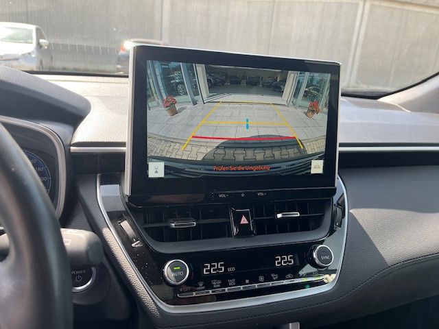 Toyota Corolla Cross Hybrid - Samsaru's Car Outlet