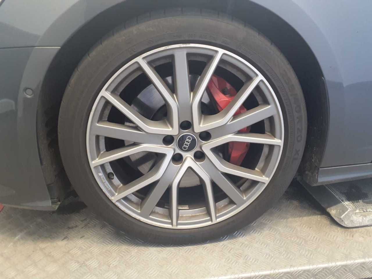 Audi A6 Avant 55 TFSI e S line - Samsaru's Car Outlet
