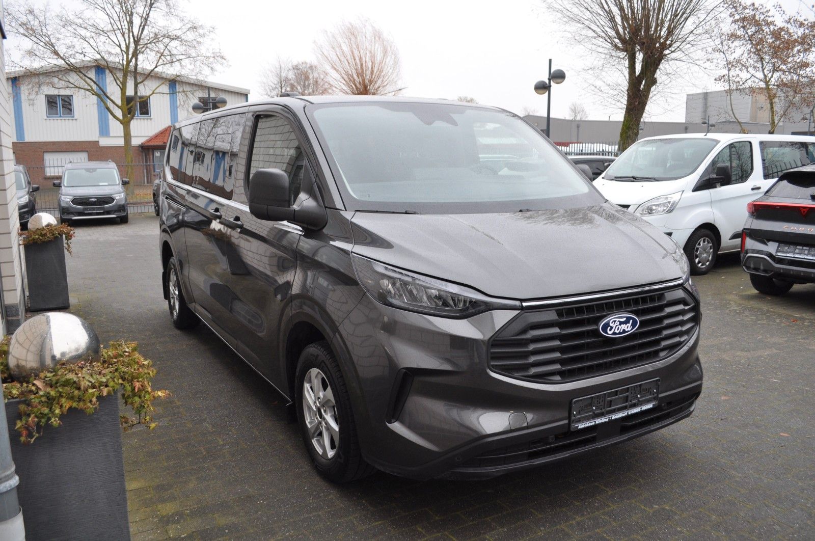 Ford Transit Custom Kombi 320 L2 FWD TREND/AUT/ALU