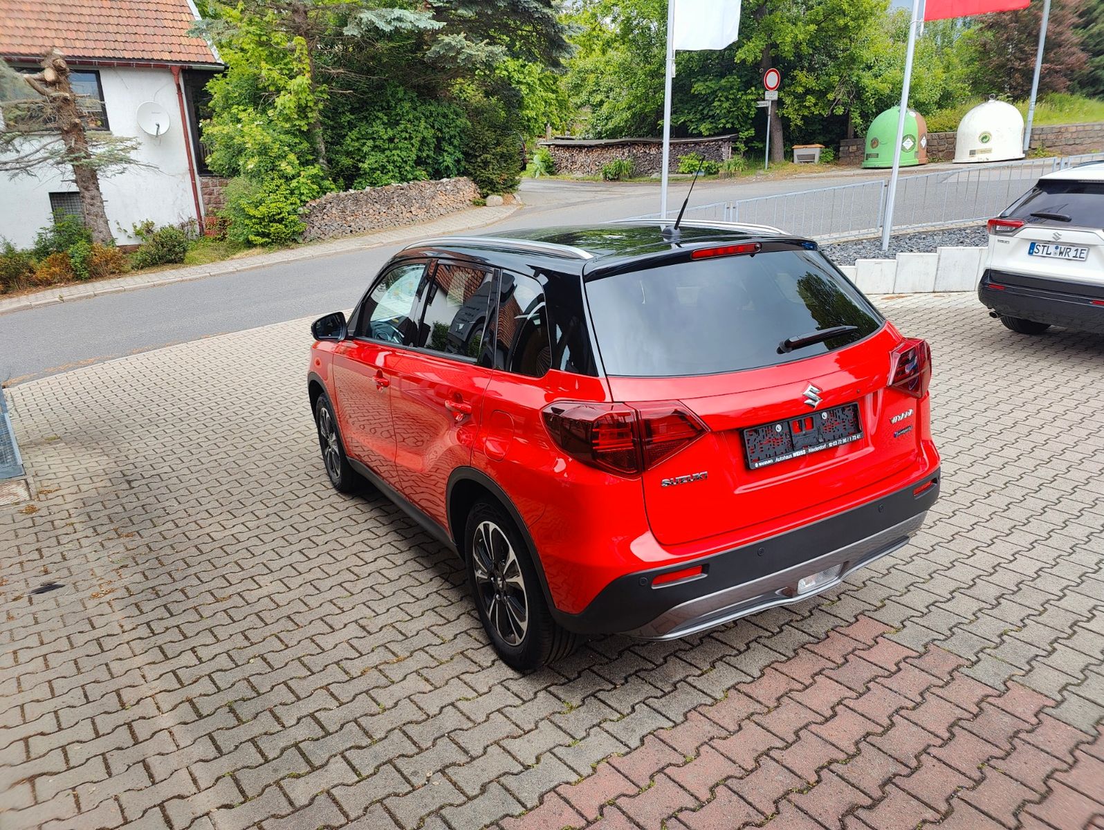 Suzuki Vitara 1.5 DUALJET Hybrid Comfort+ AGS Allgrip - Samsaru's Car Outlet