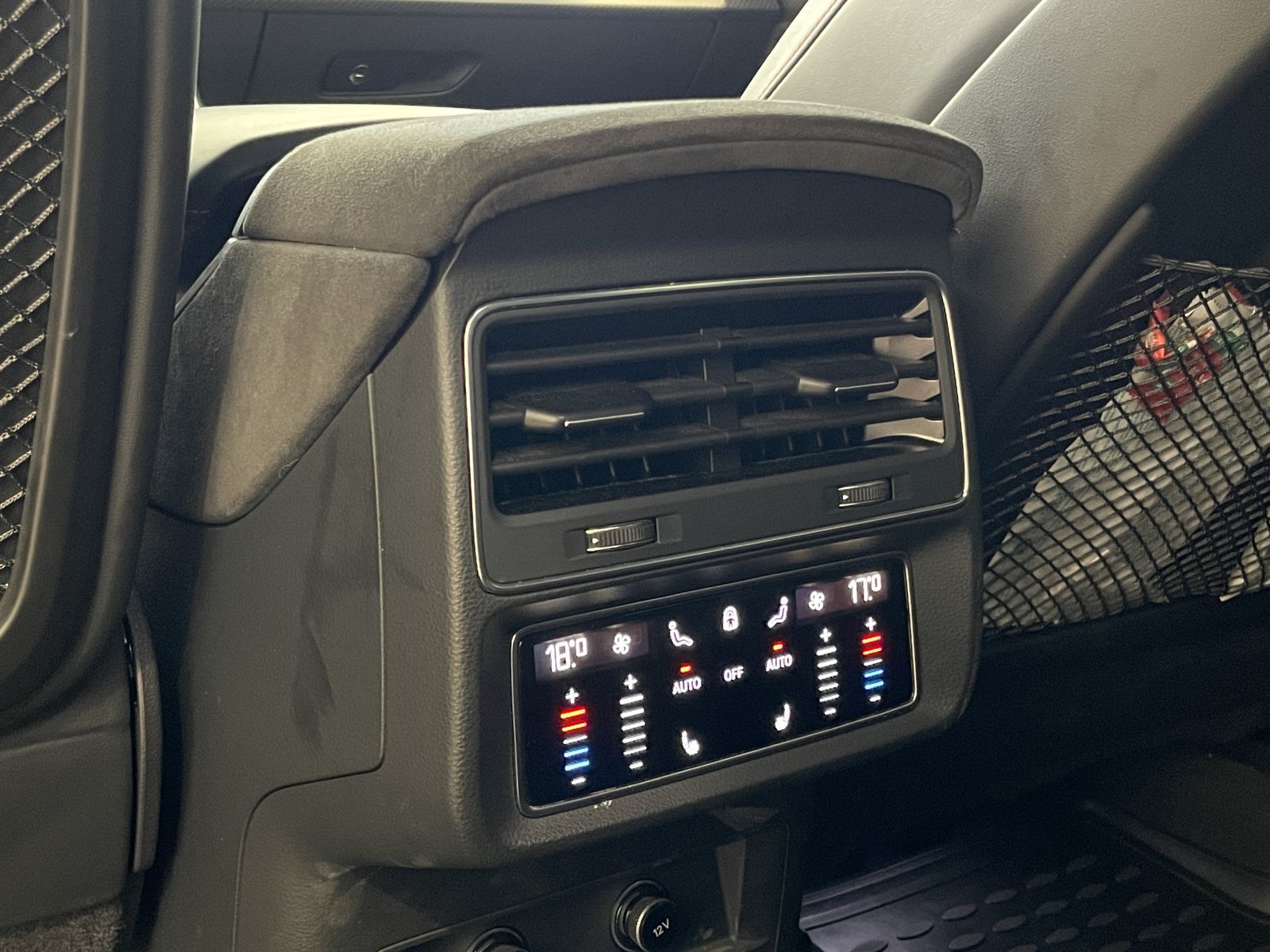 Audi RSQ8 4.0TFSI quattro4M /V8/PANO/B&O/HUD/8F.b.