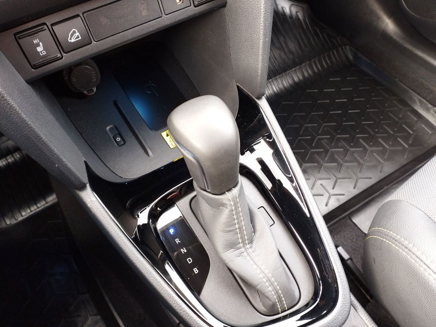Toyota Yaris Cross Hybrid AWD-i(4x4) Adventure+Allwette