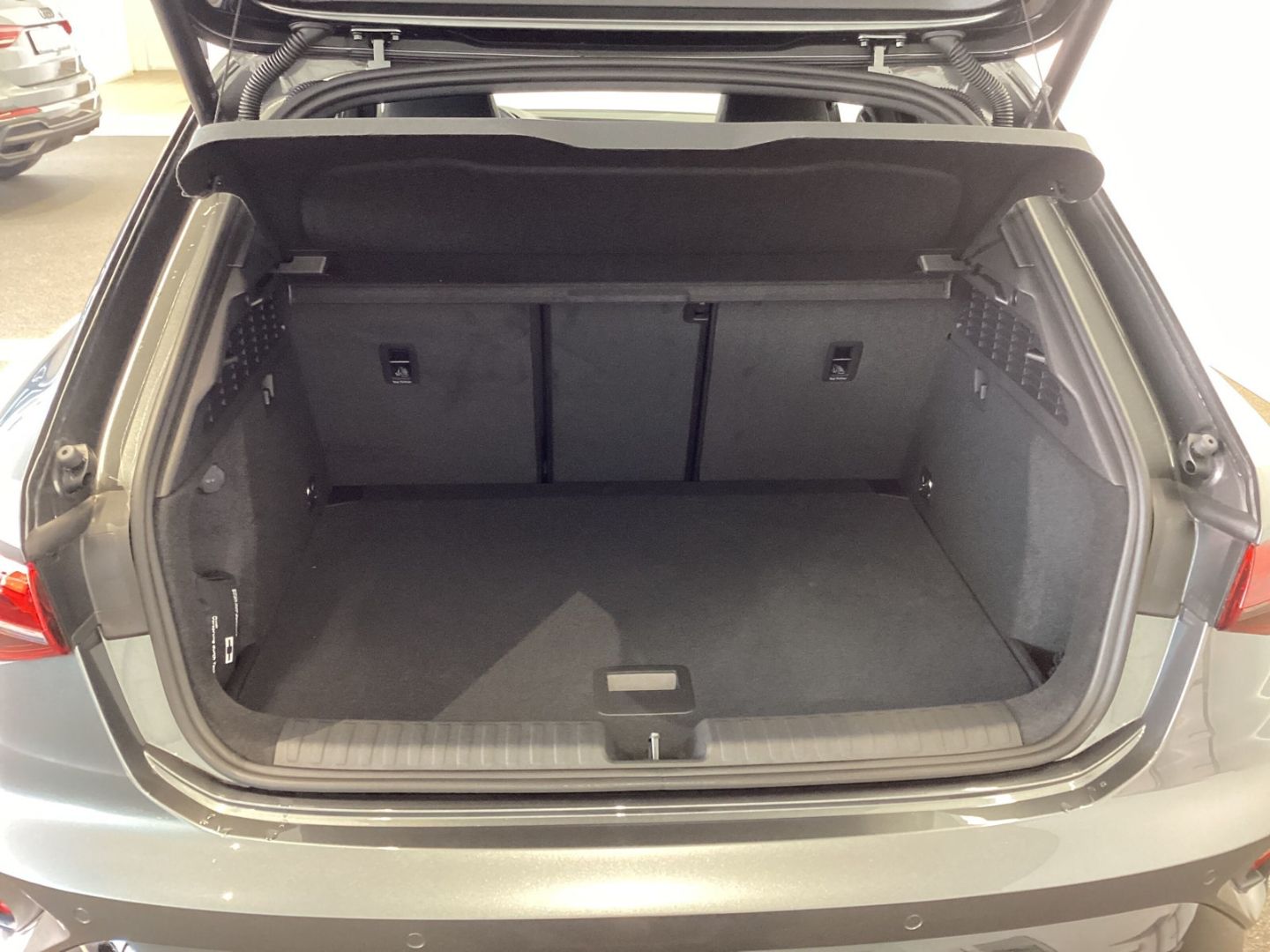 Audi A3 Sportback S line 35TFSI S tronic - Samsaru's Car Outlet