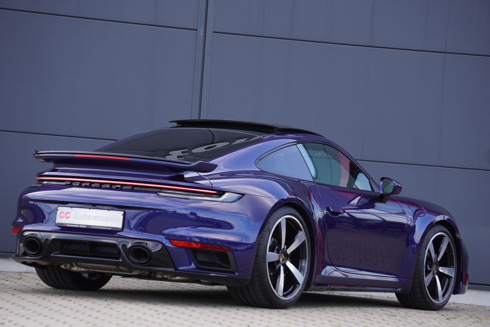 Porsche 992 Turbo S Sport Design - Samsaru's Car Outlet