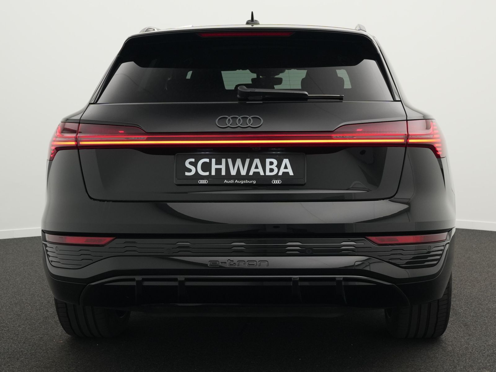 Audi Q8 e-tron S line 55 quattro *Opt.schw*PANO*AHK*
