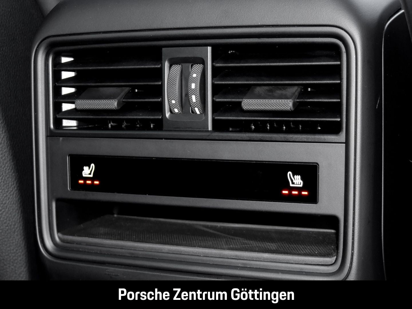 Porsche Cayenne Coupe BOSE Luftfederung Panoramadach LED
