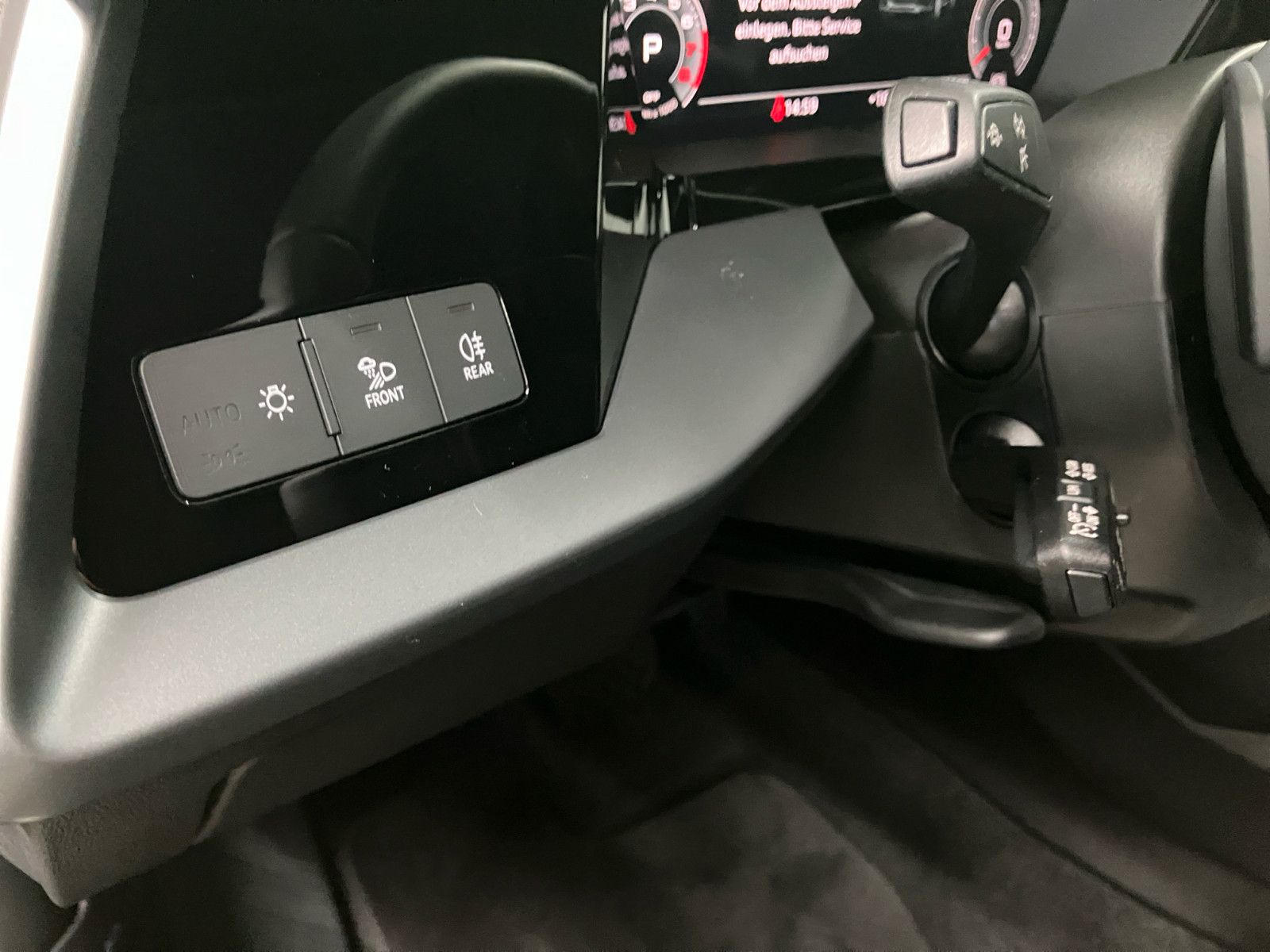 Audi A3 Limousine 35 TFSI advanced - Samsaru's Car Outlet
