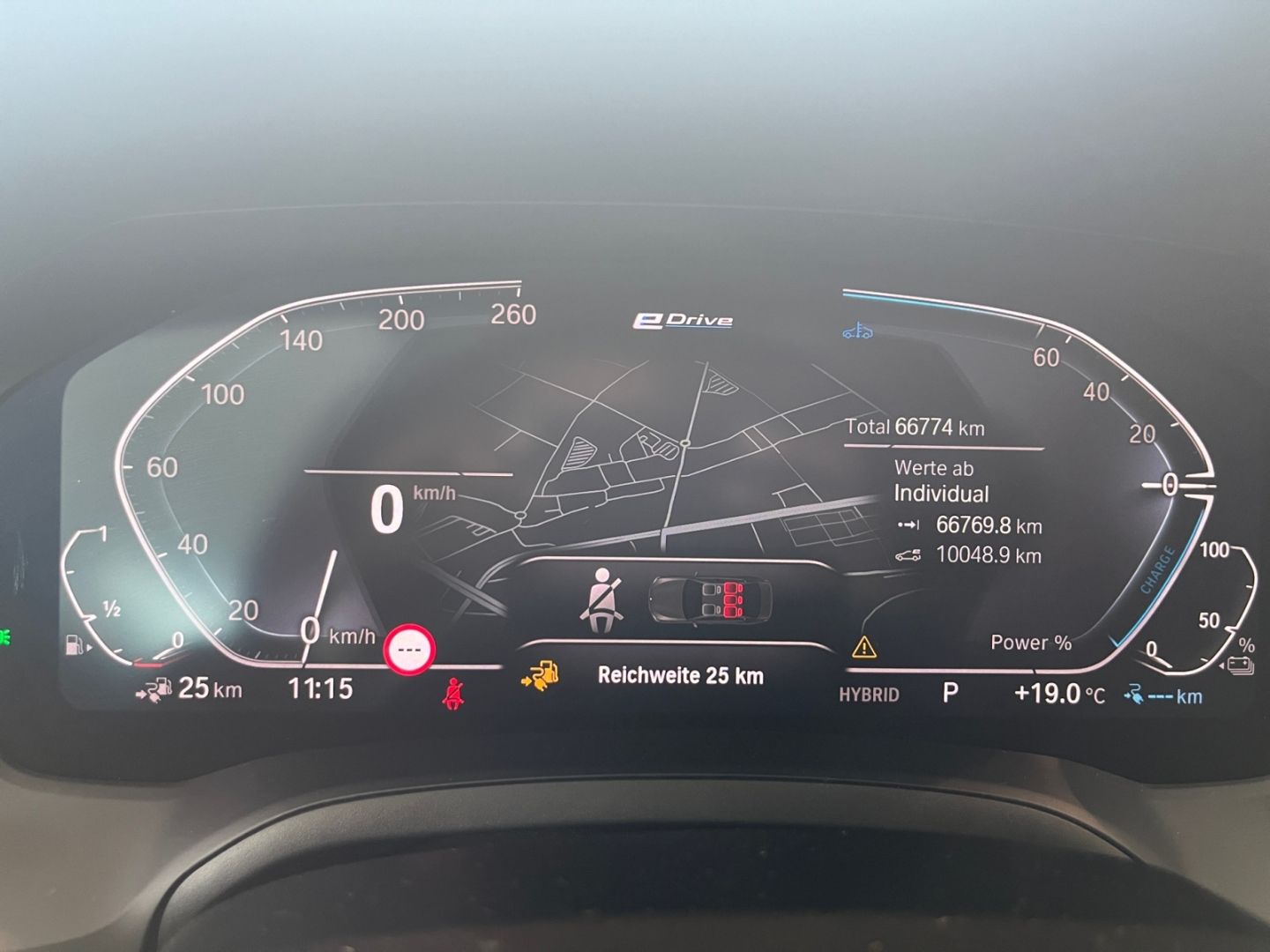 BMW 330 e Advantage - Samsaru's Car Outlet