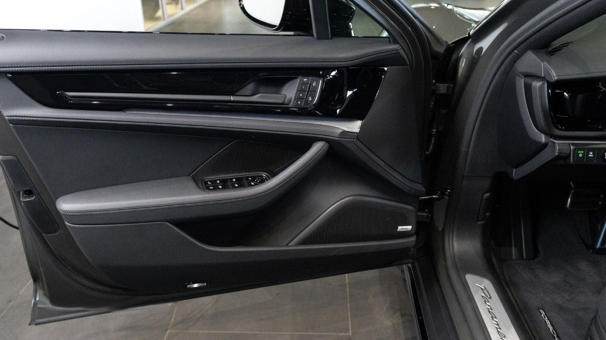 Porsche Panamera 4S E-Hybrid*SpDes*SpAbg*Pano*LED*ACC
