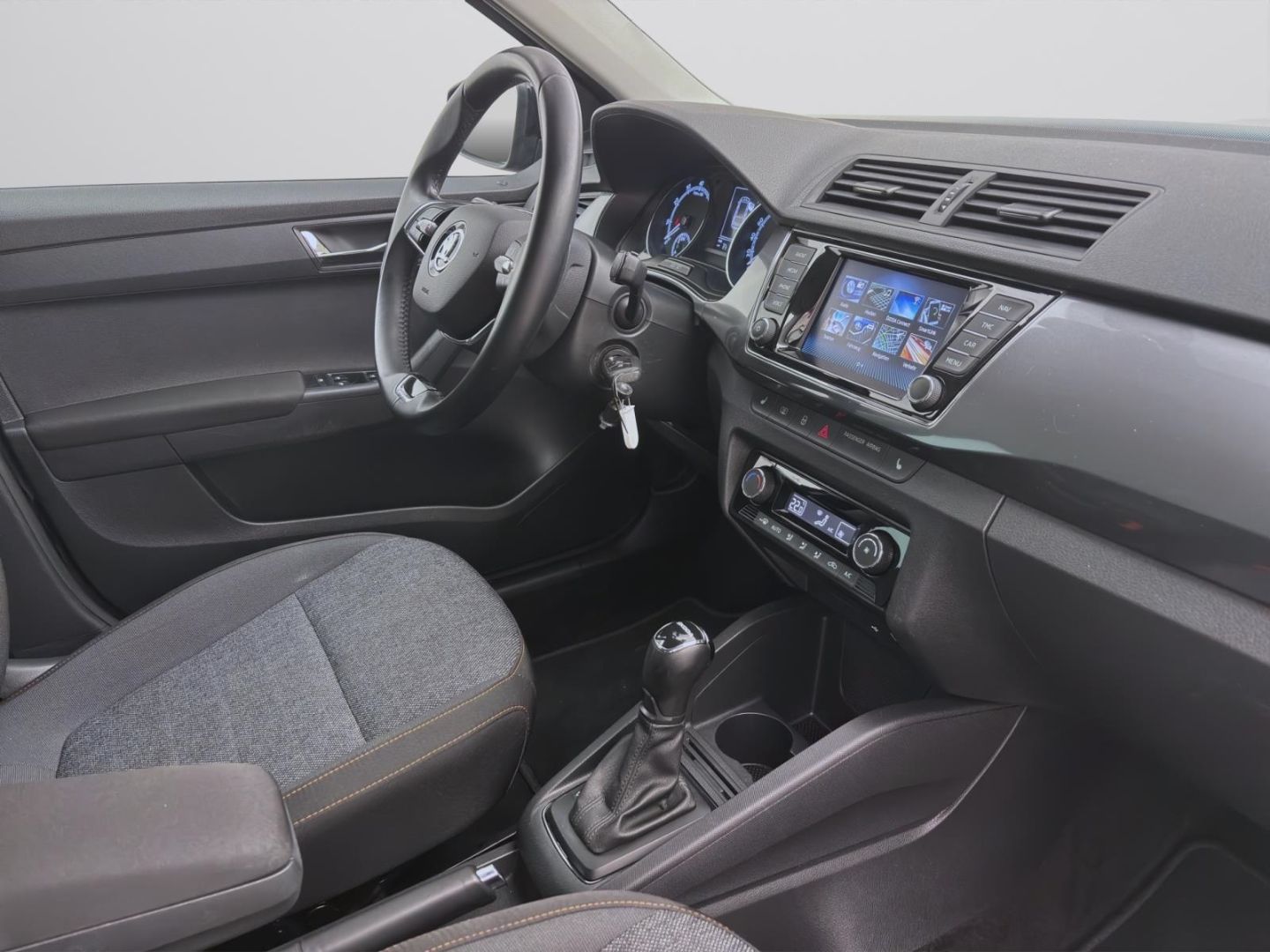 Skoda Fabia Combi 1.0 TSI DSG CLEVER - Samsaru's Car Outlet