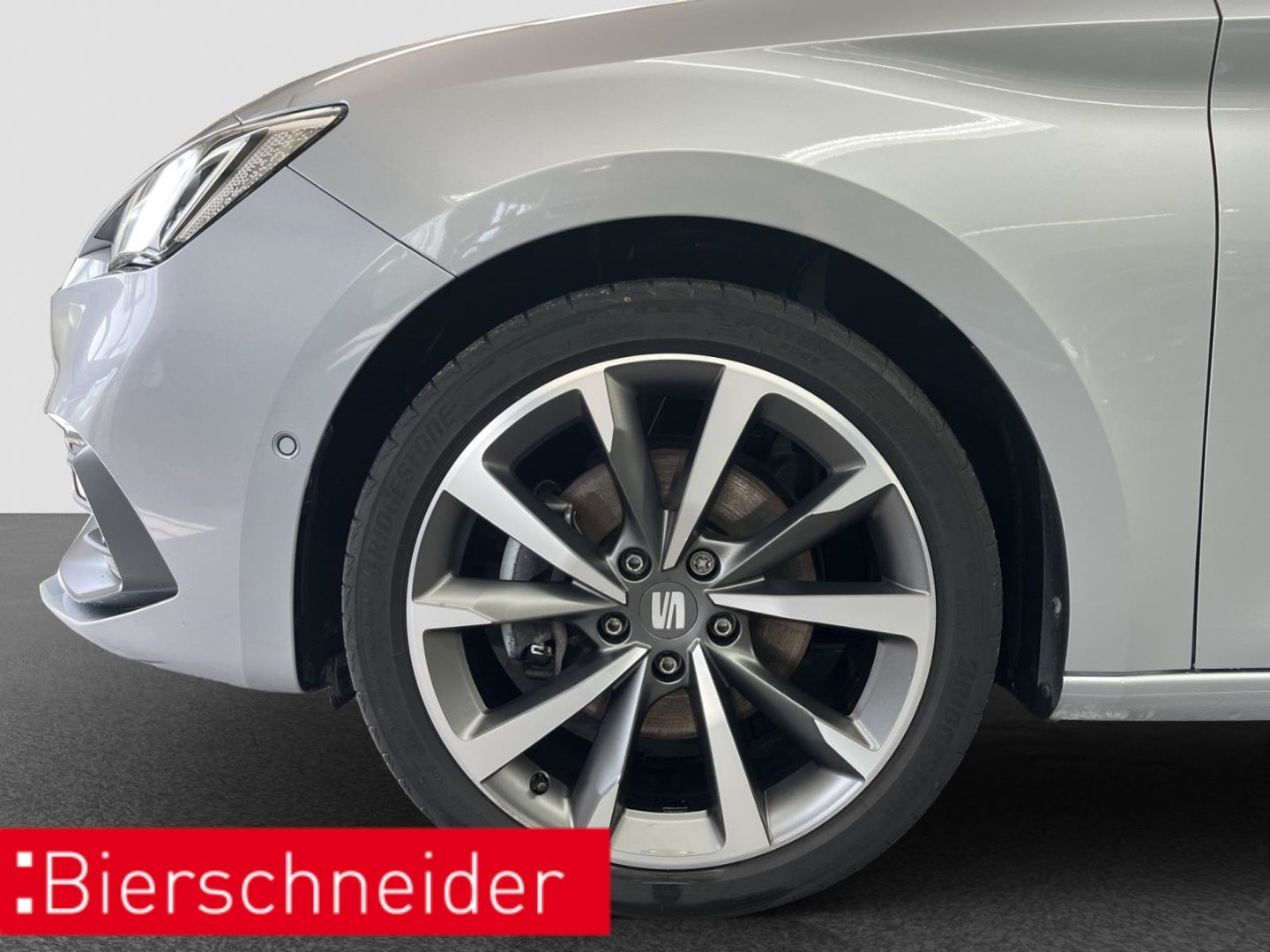 Seat Leon SP 2.0 TSI DSG AB199EUR FR AHK BEATS REAR N