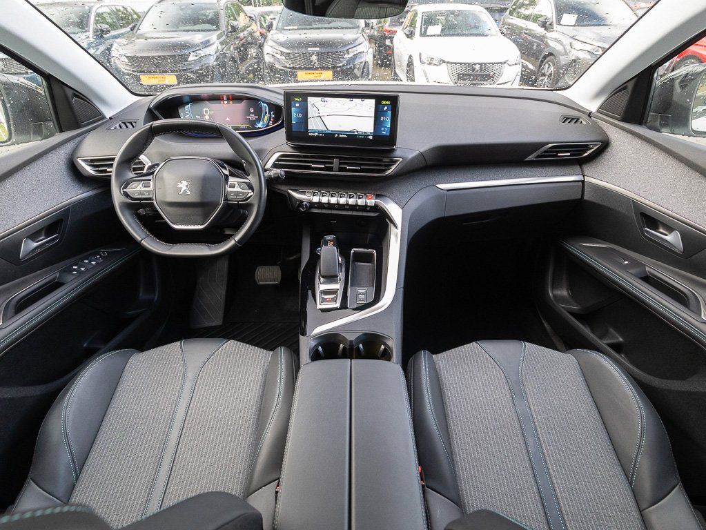 Peugeot 3008 Allure Pack HYBRID+OBC7,4kW+RKF360°+SHZ+eFH