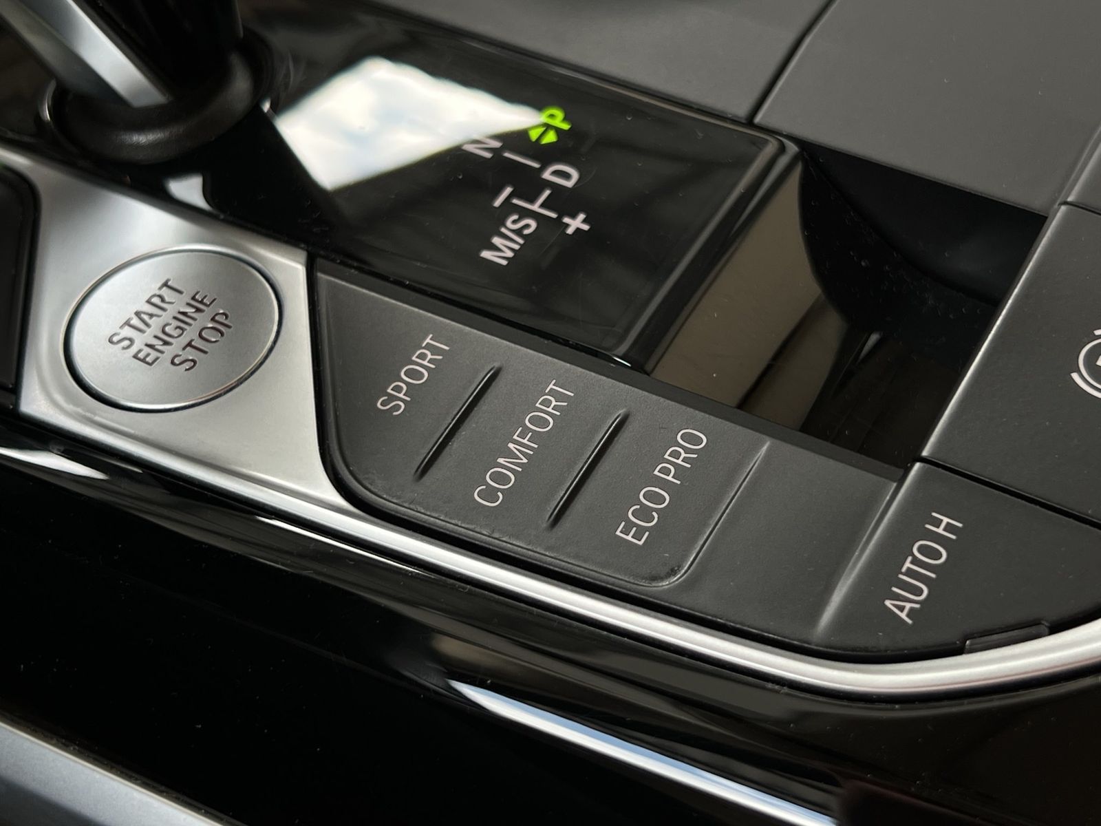 BMW 320d Touring Sport-Line - Samsaru's Car Outlet