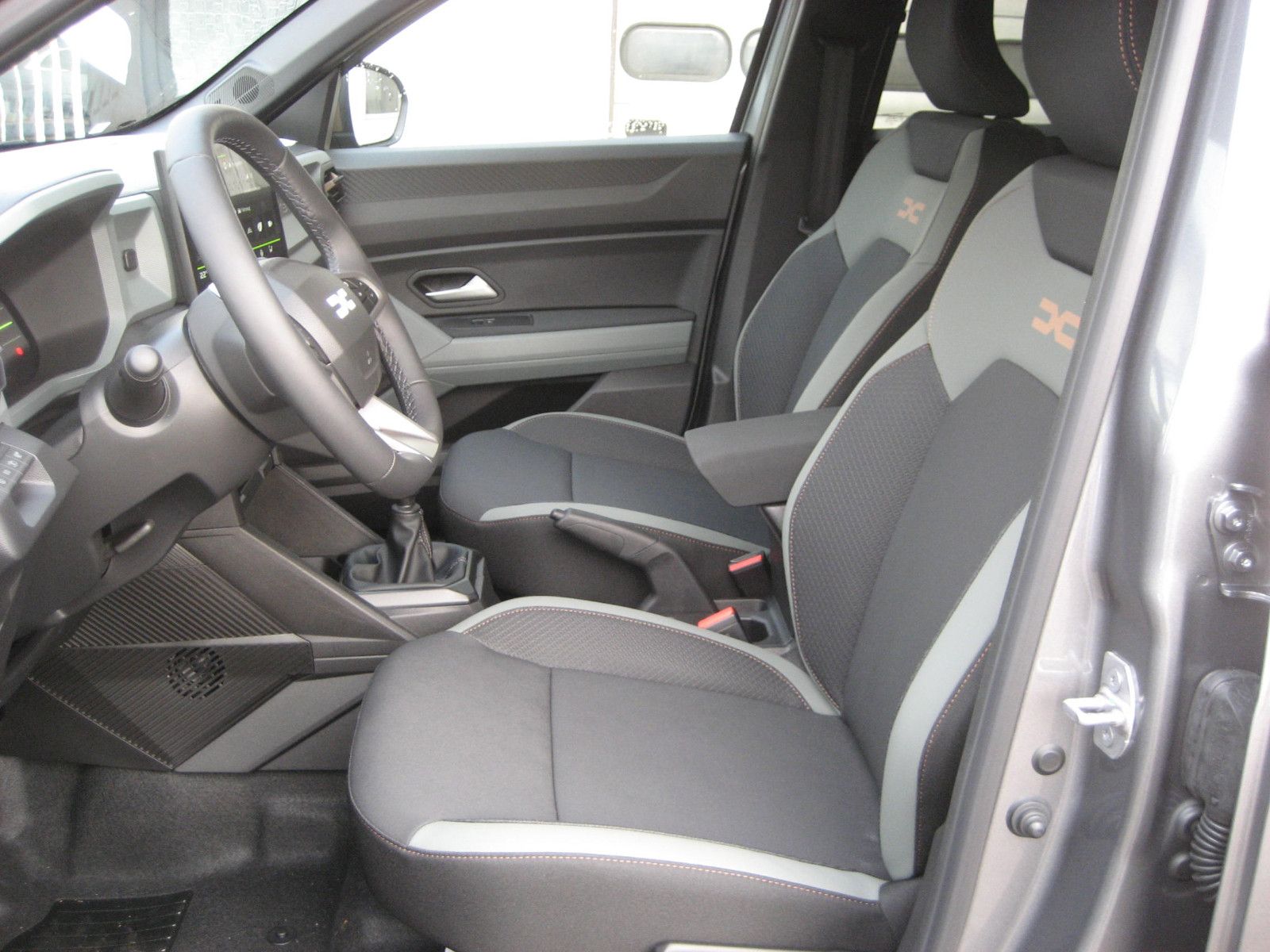 Dacia Duster TCe 130 Extreme - Samsaru's Car Outlet