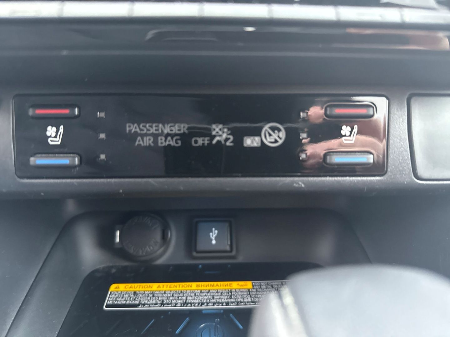 Toyota RAV 4 Plug-in Hybrid 4x4 Navi Leder Memory Sitze