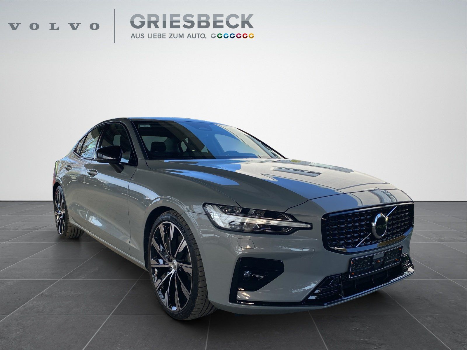 Volvo S60 B5 Ultimate Dark FLA*ACC*HUD*4xSHZ*STH*LM