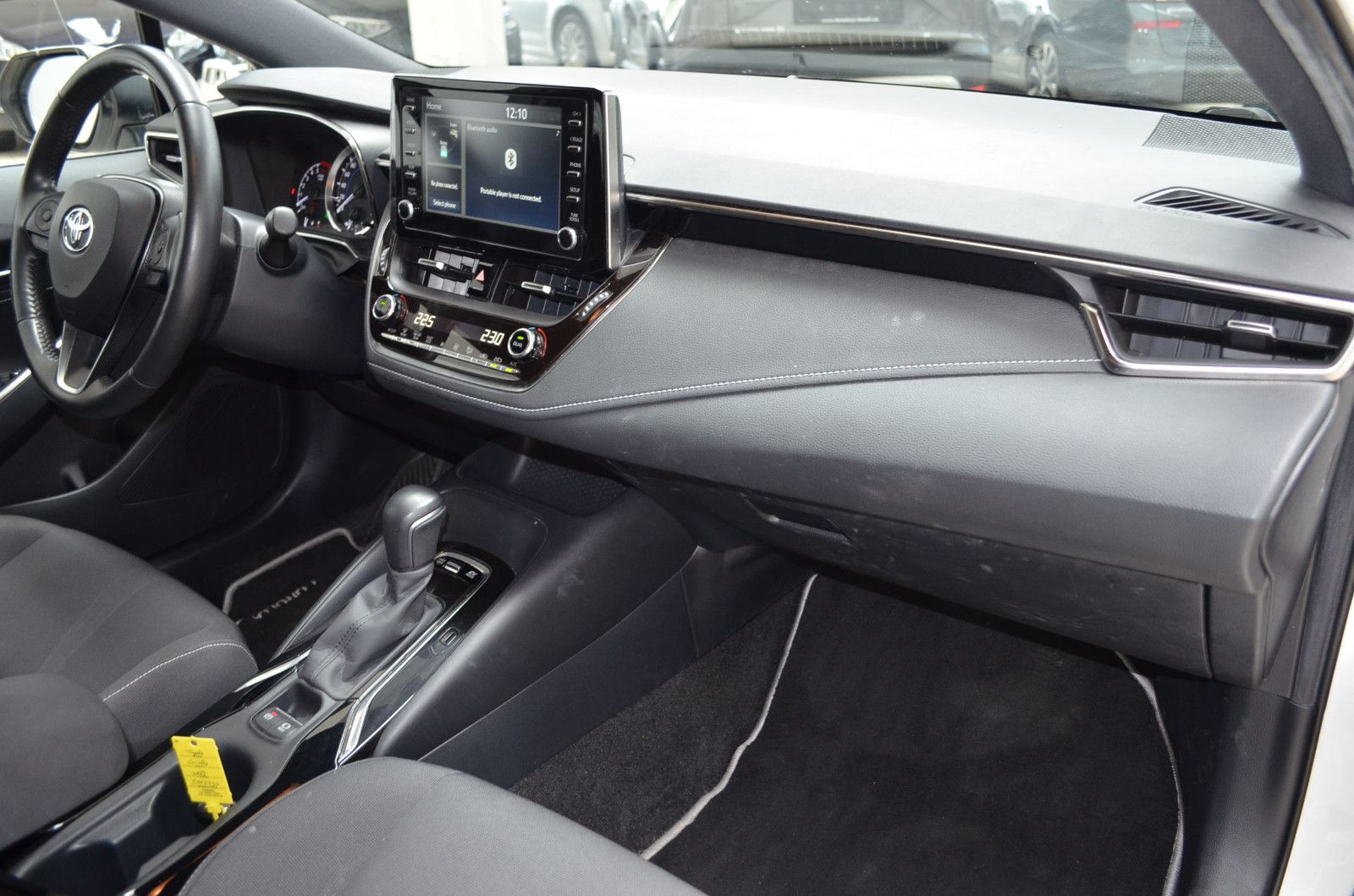 Toyota Corolla Hybrid 1.8 Comfort - Samsaru's Car Outlet
