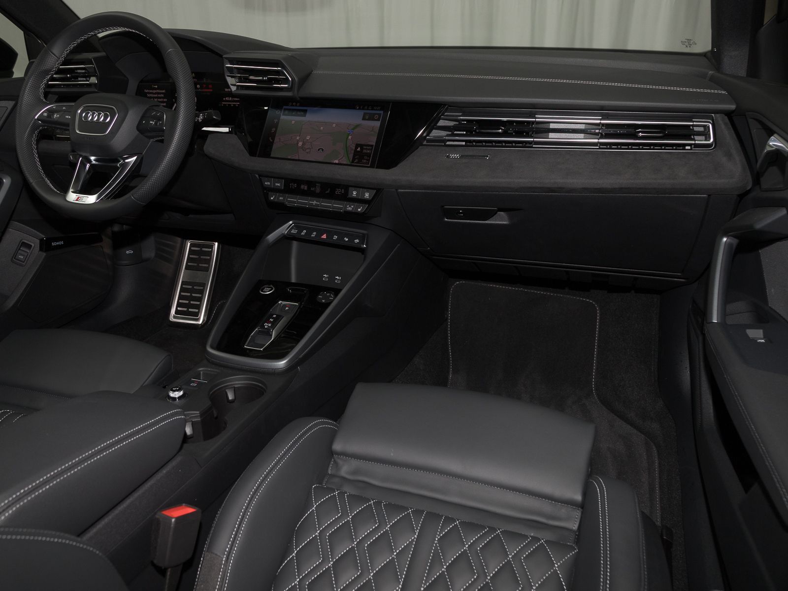 Audi A3 allstreet 35 TFSI - Samsaru's Car Outlet