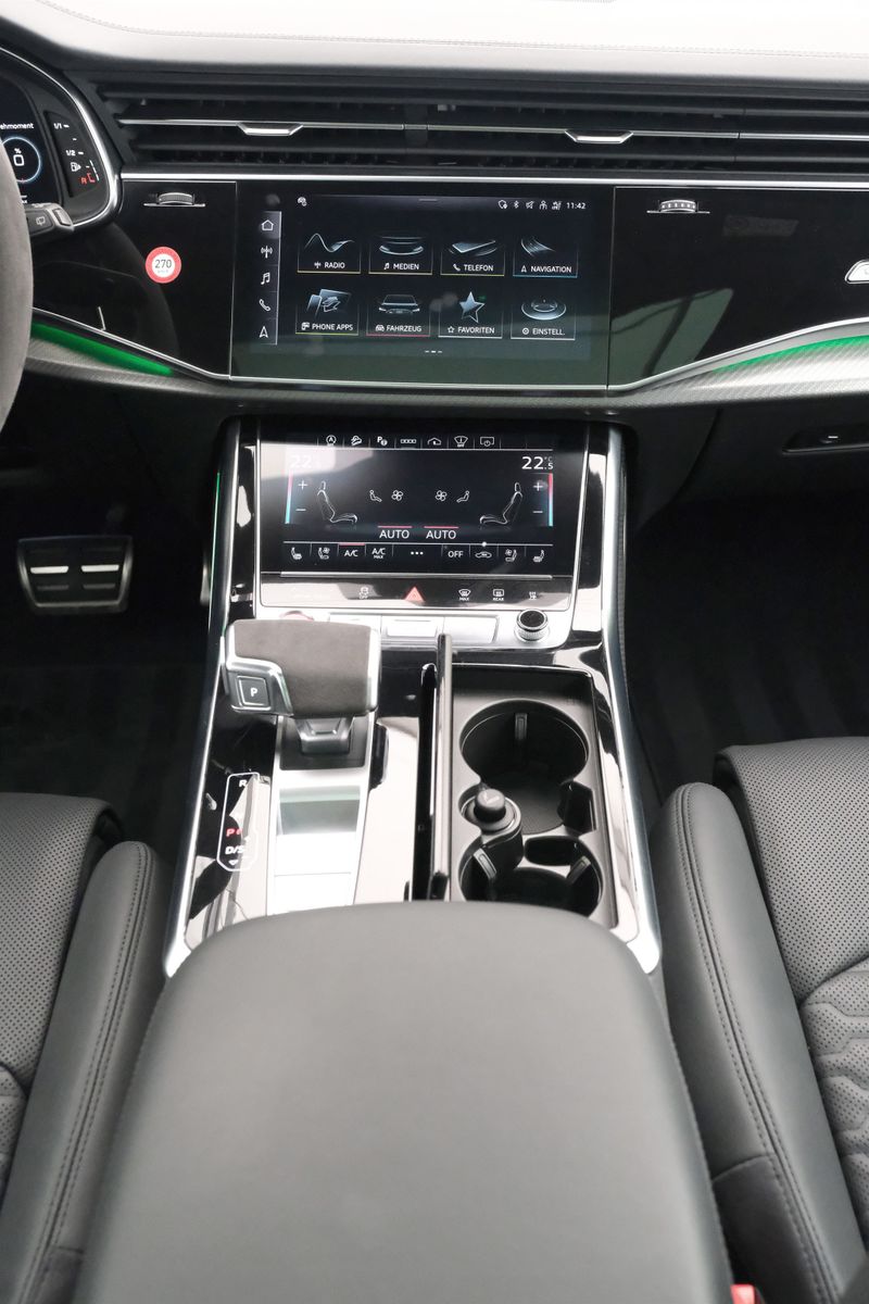 Audi RS Q8 4.0 TFSI quattro HUD PANO ACC AHK 360°KAM