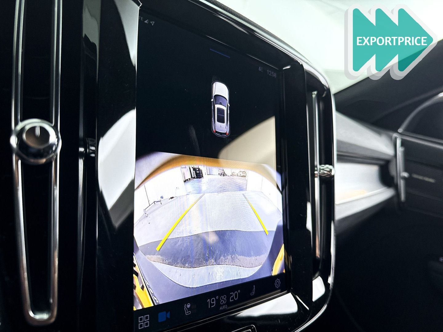 Volvo XC40 B4 Aut. Plus Dark | Stoel- en Stuurverwarmi