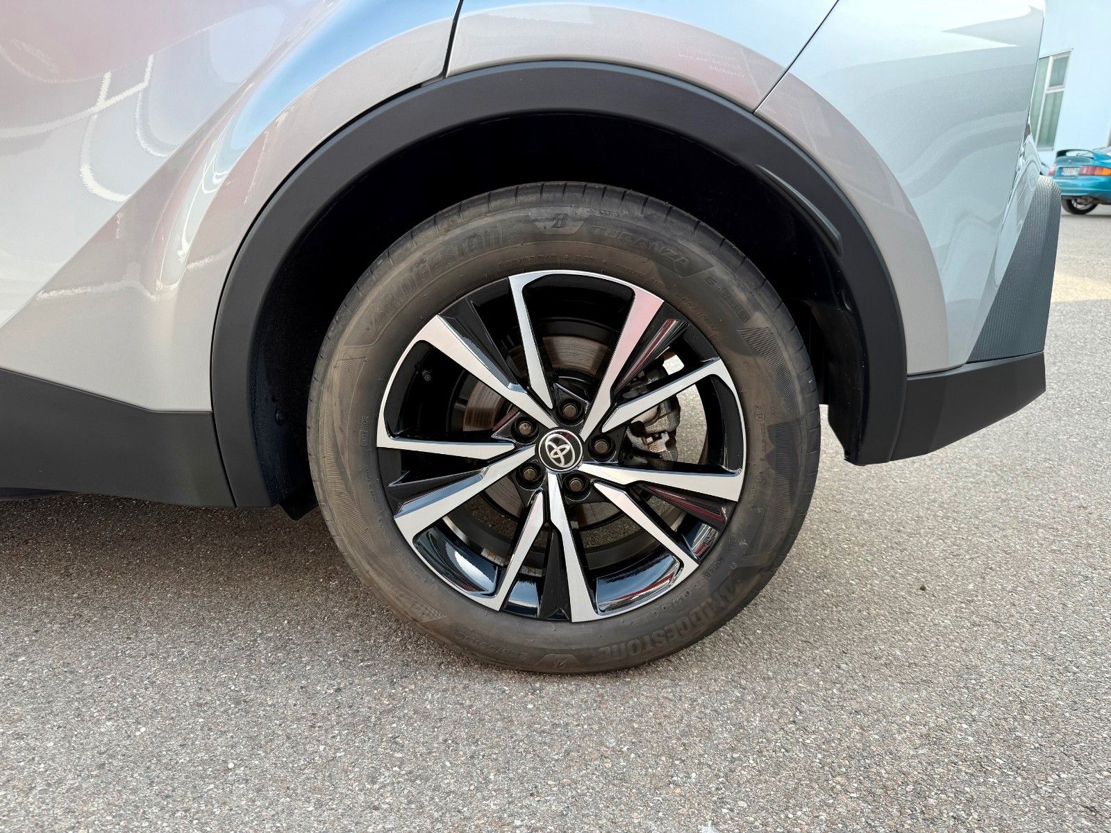 Toyota C-HR Team D 2.0l Plug-in Hybrid *Tech-Paket*