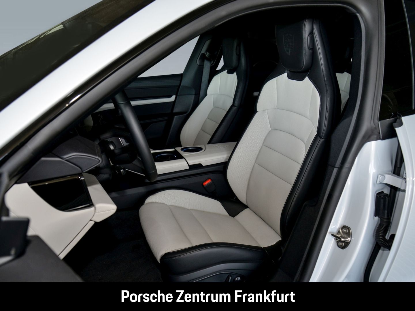 Porsche Taycan 4S SportDesign Paket Performancebatterie+