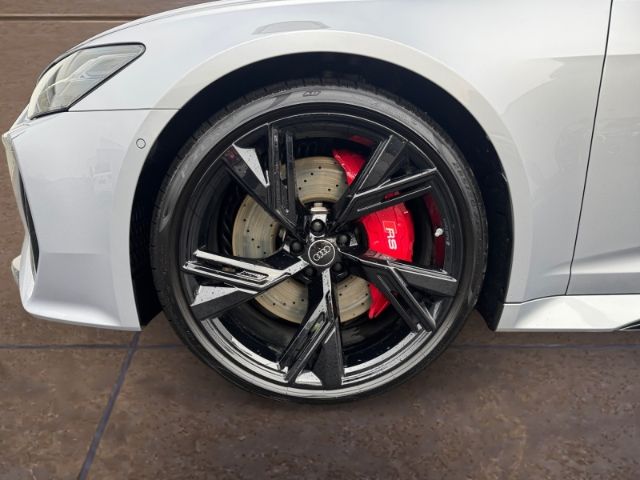 Audi RS6 Avant 4.0TFSI LASER-MATRIX DYNAMIC Vmax 22''