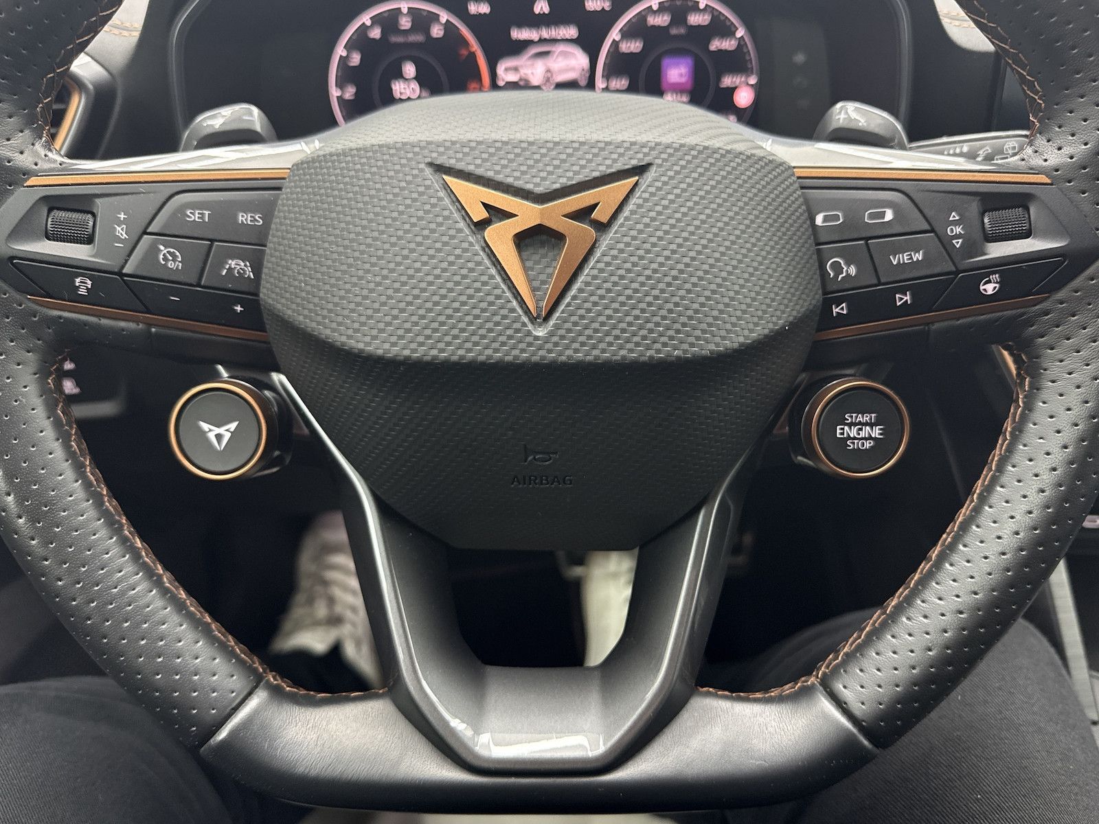 Cupra Formentor VZ 2.0 TSI 4Drive ACC DCC AHK Rcam Nav