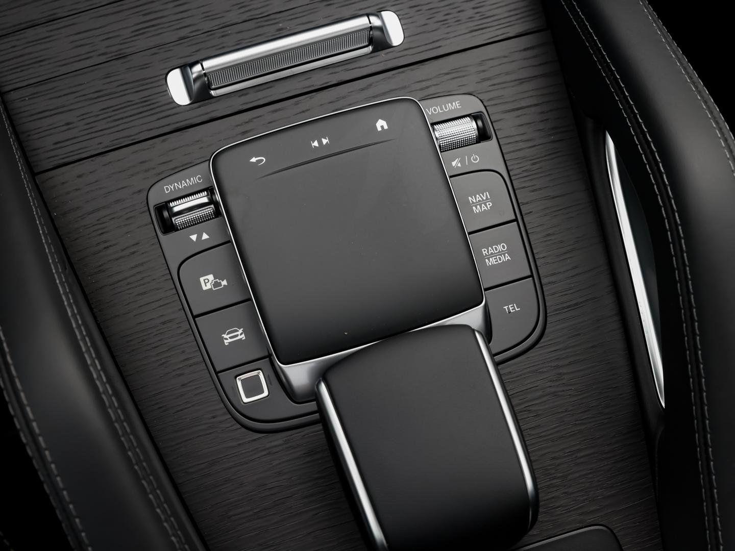 Mercedes-Benz GLE 53 AMG 4M Coupé Distronic Multibeam Pano AHK