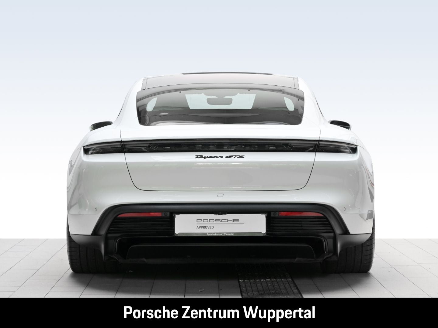 Porsche Taycan GTS Head-Up BOSE 21-Zoll Panoramadach