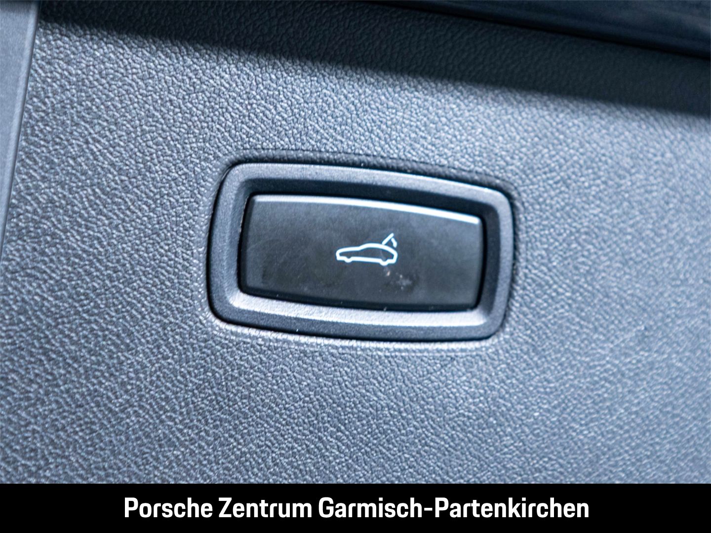 Porsche Cayenne E-Hybrid 360Kamera HUD hinten LenkradHZG