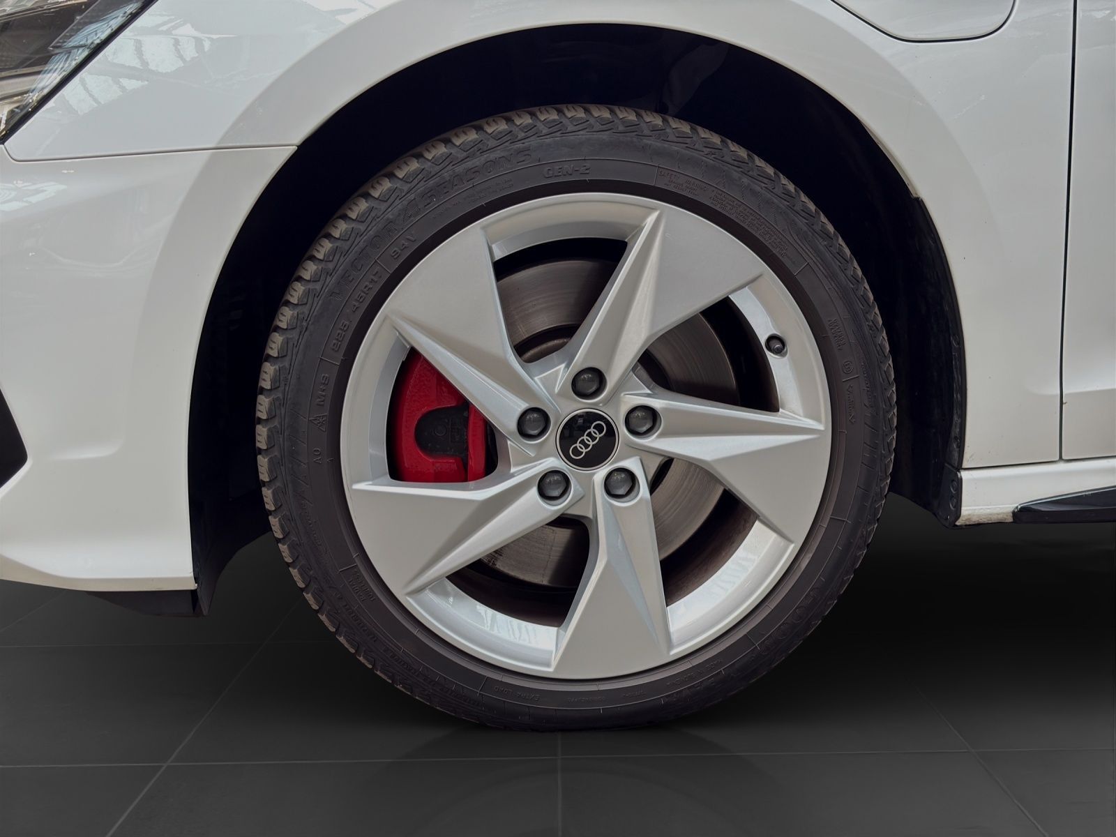 Audi A3 Sportback 45 TFSIe S LINE LED SITZHZ GJR LM17